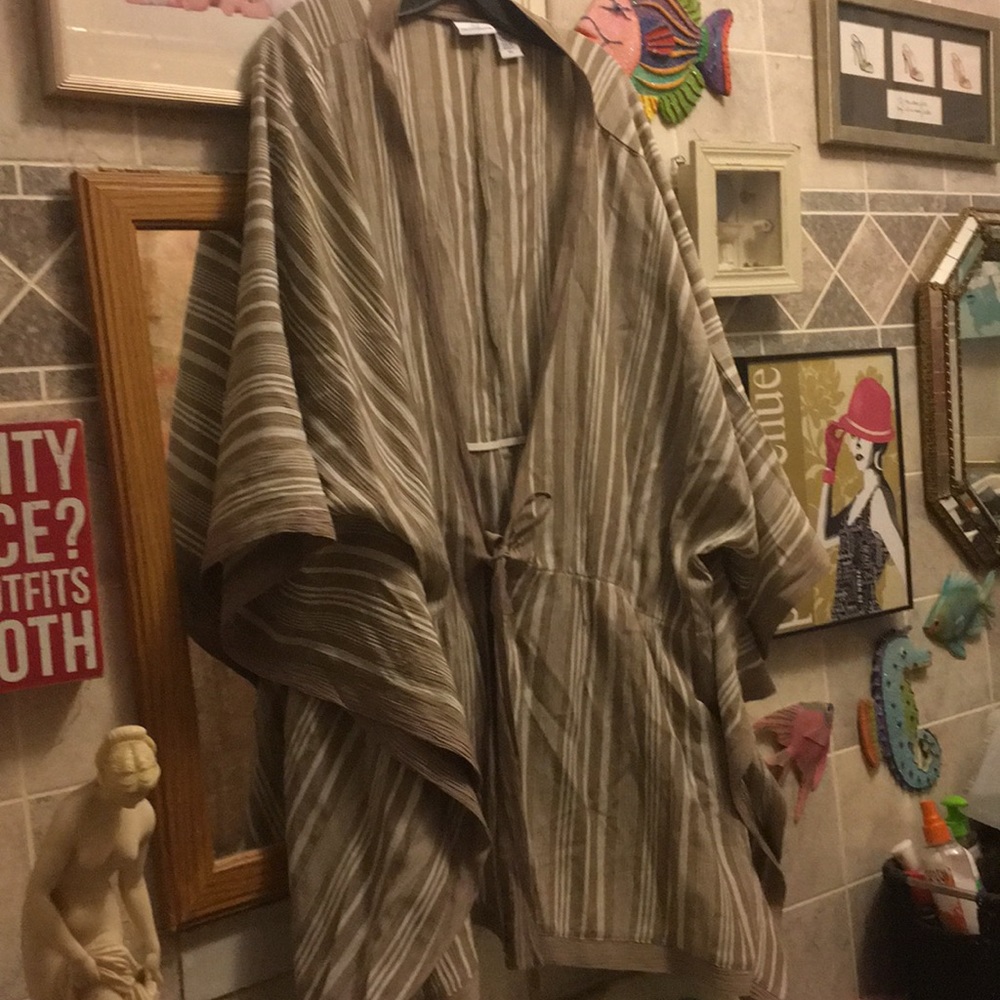 Jaclyn Smith Jacket View 2